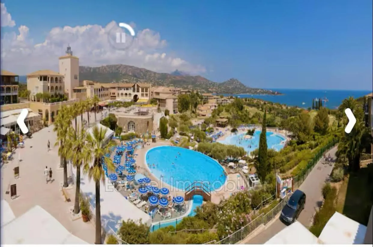 Lägenhet Cap Esterel Studio 4 Pers Equipe, Belle Vue Golf, Centre Village Pierre & Vacances , Parking Inclu Et 5 Piscines Acces Gratuit, Clim, Wifi, Tv, Lave-Vaisselle Et Lave-Linge,Four, Plancha Saint-Raphaël