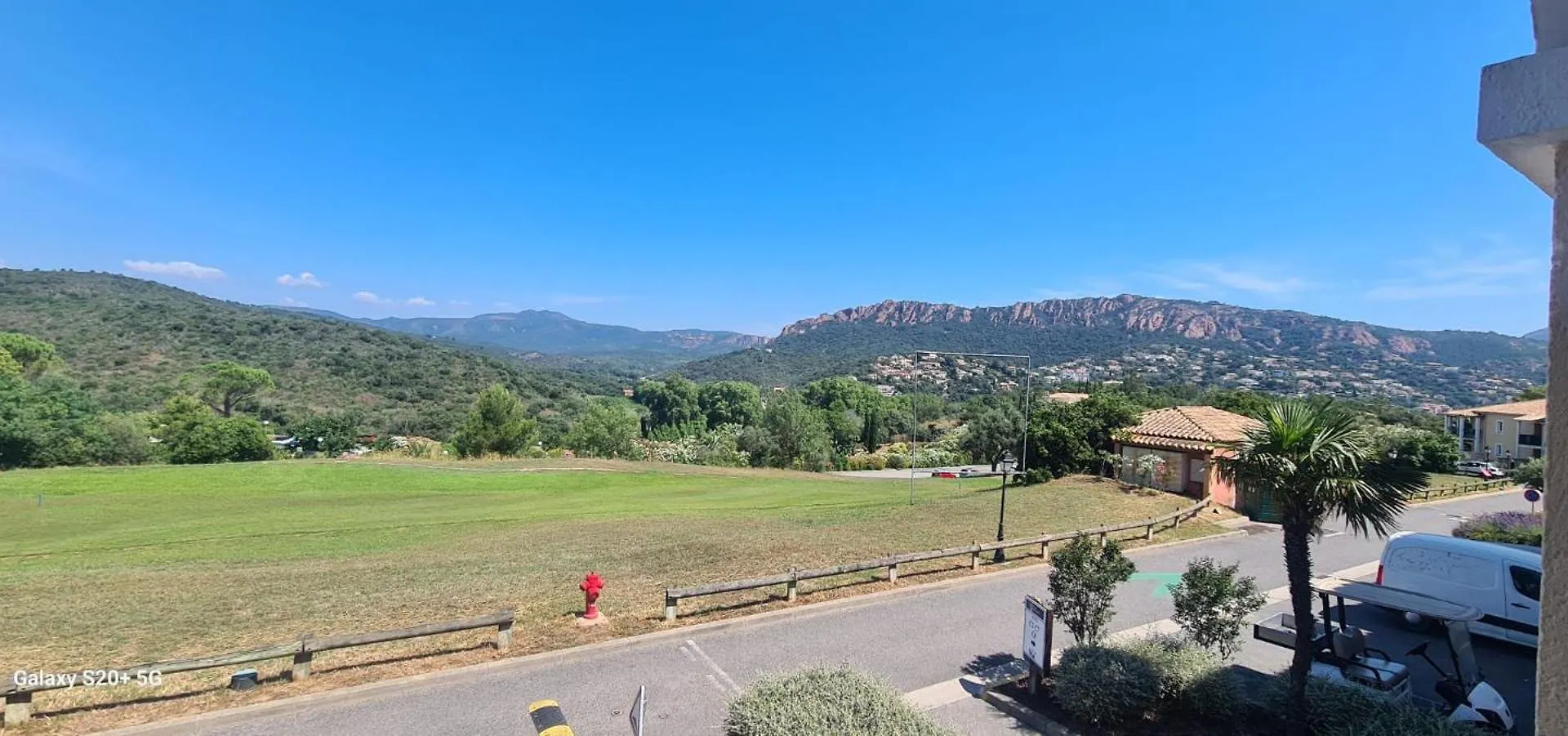アパート Cap Esterel Studio 4 Pers Equipe, Belle Vue Golf, Centre Village Pierre & Vacances , Parking Inclu Et 5 Piscines Acces Gratuit, Clim, Wifi, Tv, Lave-Vaisselle Et Lave-Linge,Four, Plancha Saint-Raphaël