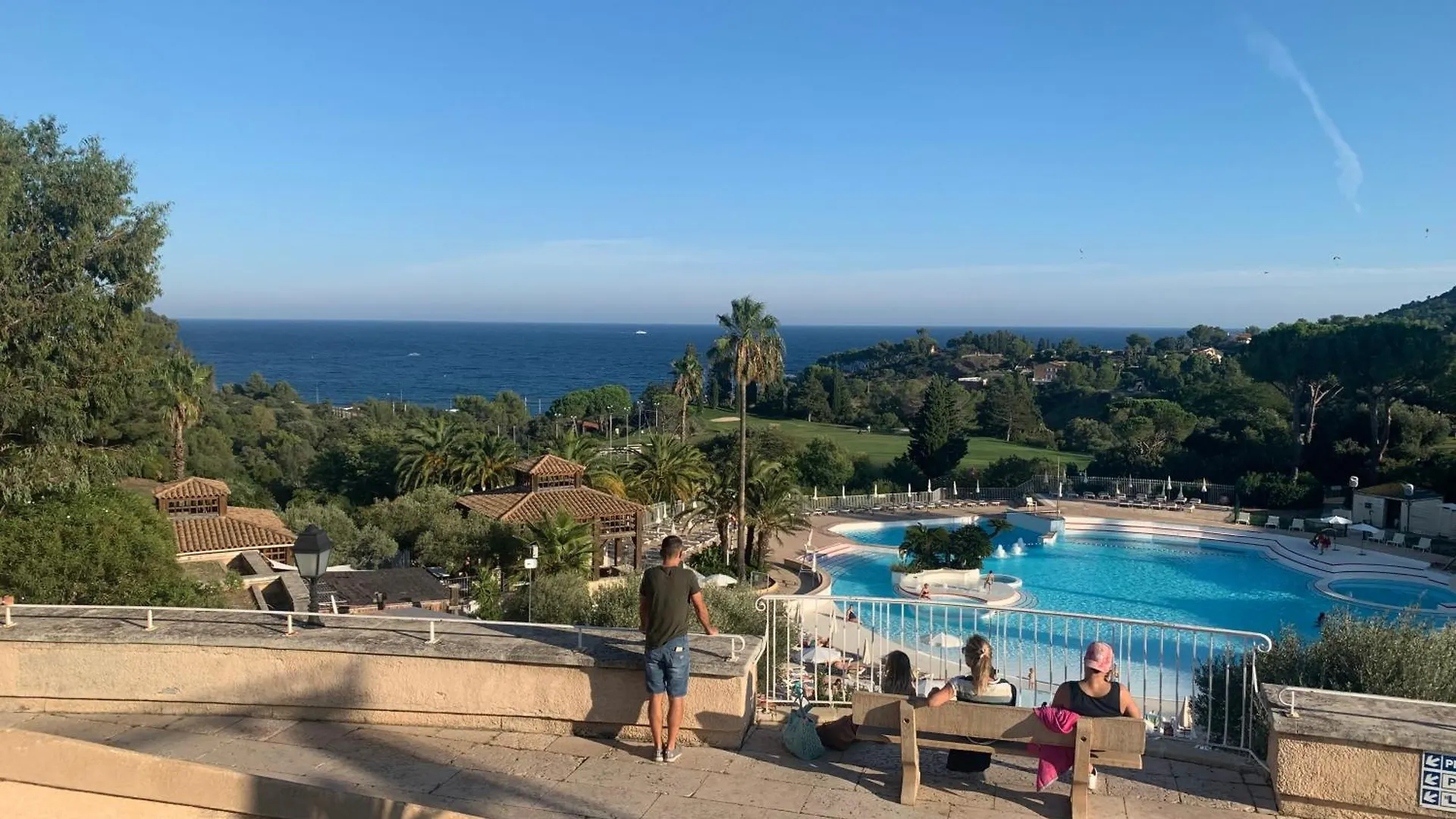 Cap Esterel Studio 4 Pers Equipe, Belle Vue Golf, Centre Village Pierre & Vacances , Parking Inclu Et 5 Piscines Acces Gratuit, Clim, Wifi, Tv, Lave-Vaisselle Et Lave-Linge,Four, Plancha Saint-Raphaël 0*,  Frankrike