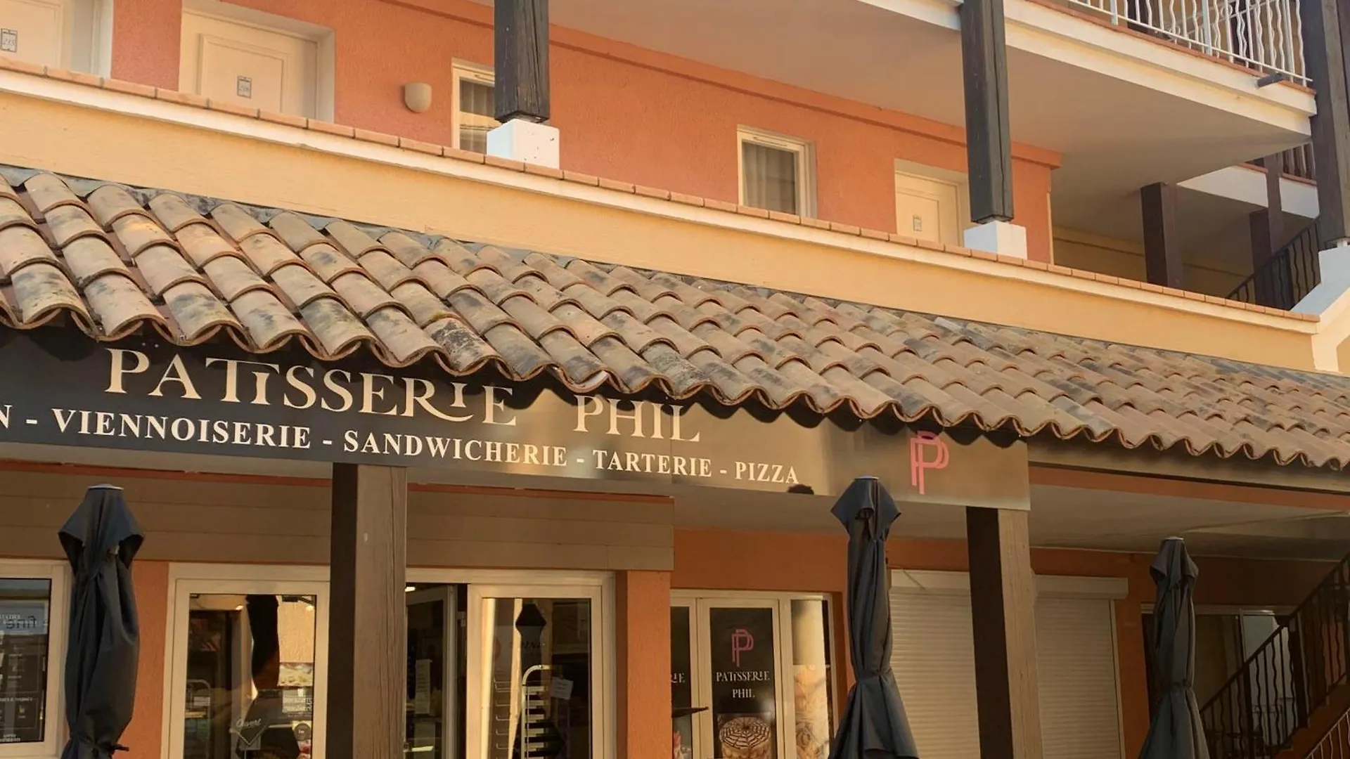 アパート Cap Esterel Studio 4 Pers Equipe, Belle Vue Golf, Centre Village Pierre & Vacances , Parking Inclu Et 5 Piscines Acces Gratuit, Clim, Wifi, Tv, Lave-Vaisselle Et Lave-Linge,Four, Plancha Saint-Raphaël フランス