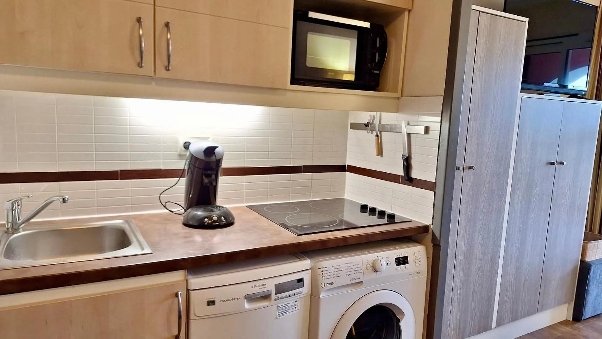 Cap Esterel Studio 4 Pers Equipe, Belle Vue Golf, Centre Village Pierre & Vacances , Parking Inclu Et 5 Piscines Acces Gratuit, Clim, Wifi, Tv, Lave-Vaisselle Et Lave-Linge,Four, Plancha Saint-Raphael  Apartment Saint-Raphael (Var)