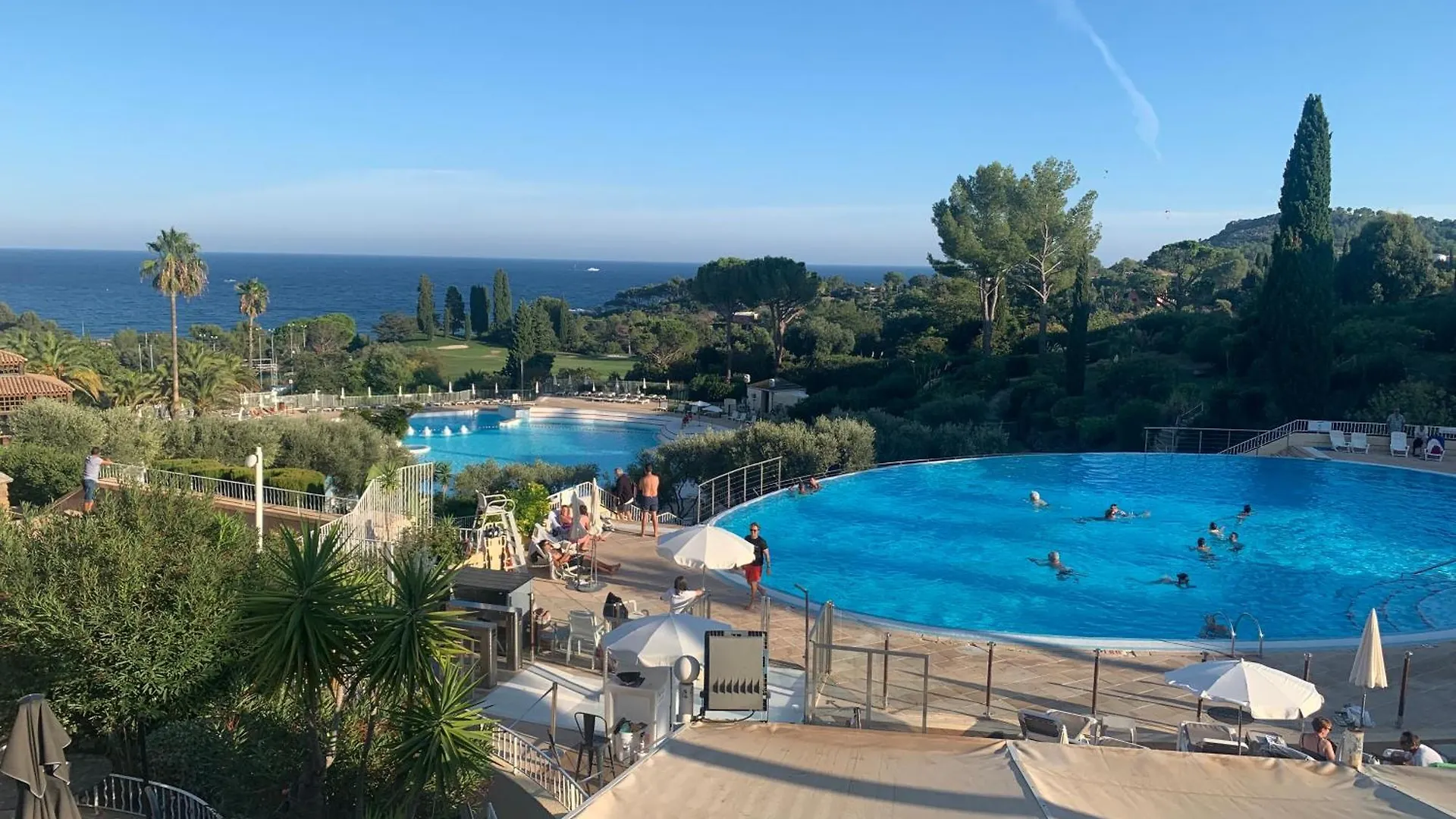 Cap Esterel Studio 4 Pers Equipe, Belle Vue Golf, Centre Village Pierre & Vacances , Parking Inclu Et 5 Piscines Acces Gratuit, Clim, Wifi, Tv, Lave-Vaisselle Et Lave-Linge,Four, Plancha Saint-Raphael  Apartment Saint-Raphael (Var)