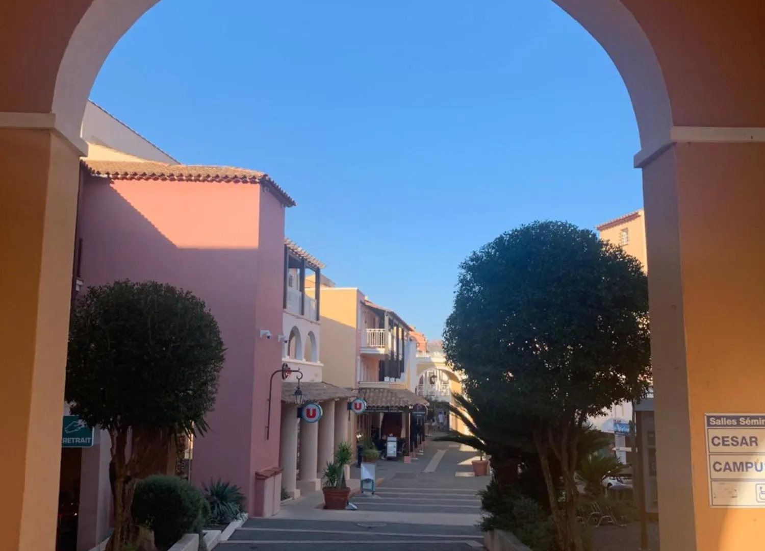 Cap Esterel Studio 4 Pers Equipe, Belle Vue Golf, Centre Village Pierre & Vacances , Parking Inclu Et 5 Piscines Acces Gratuit, Clim, Wifi, Tv, Lave-Vaisselle Et Lave-Linge,Four, Plancha Saint-Raphael  Apartment Saint-Raphael (Var)